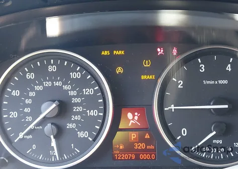 2007 BMW X5 4.8I z USA, uszkodzony, nr VIN 5UXFE83517LZ38338